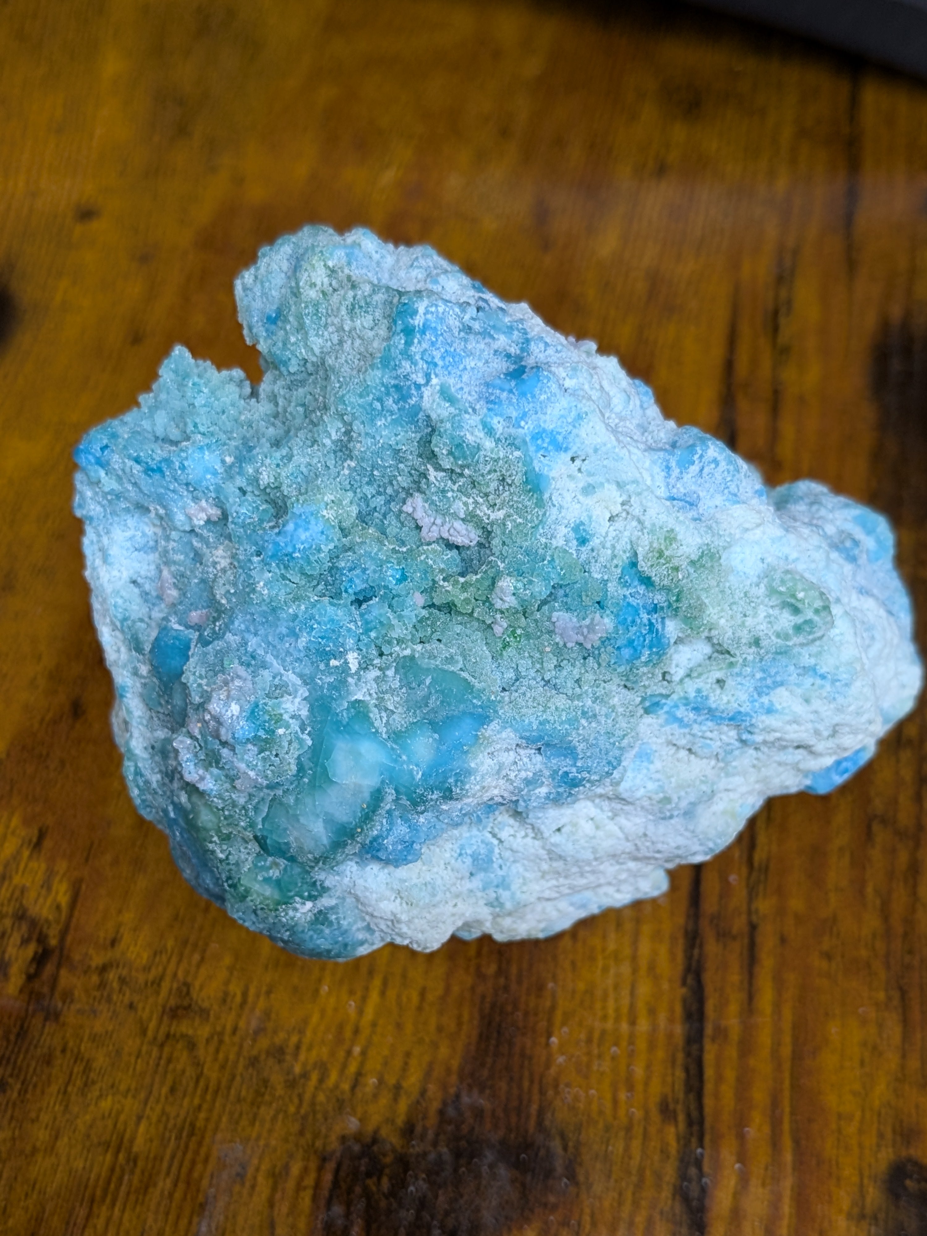 Blue-Green Gibbsite